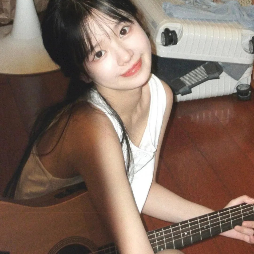 玛丽莲有深黑之眸